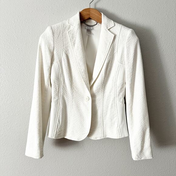 Cache White Ponte Textured Lace Like Blazer Jacket Women's Size 4 - Picture 1 of 11